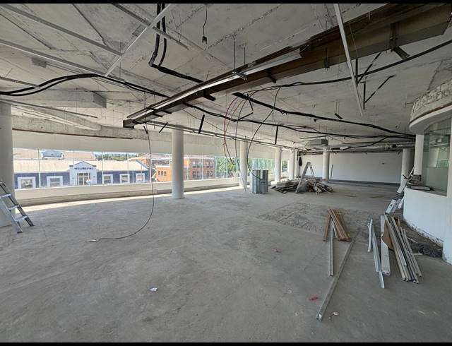 840M² OFFICE TO LET IN TYGER VALLEY
